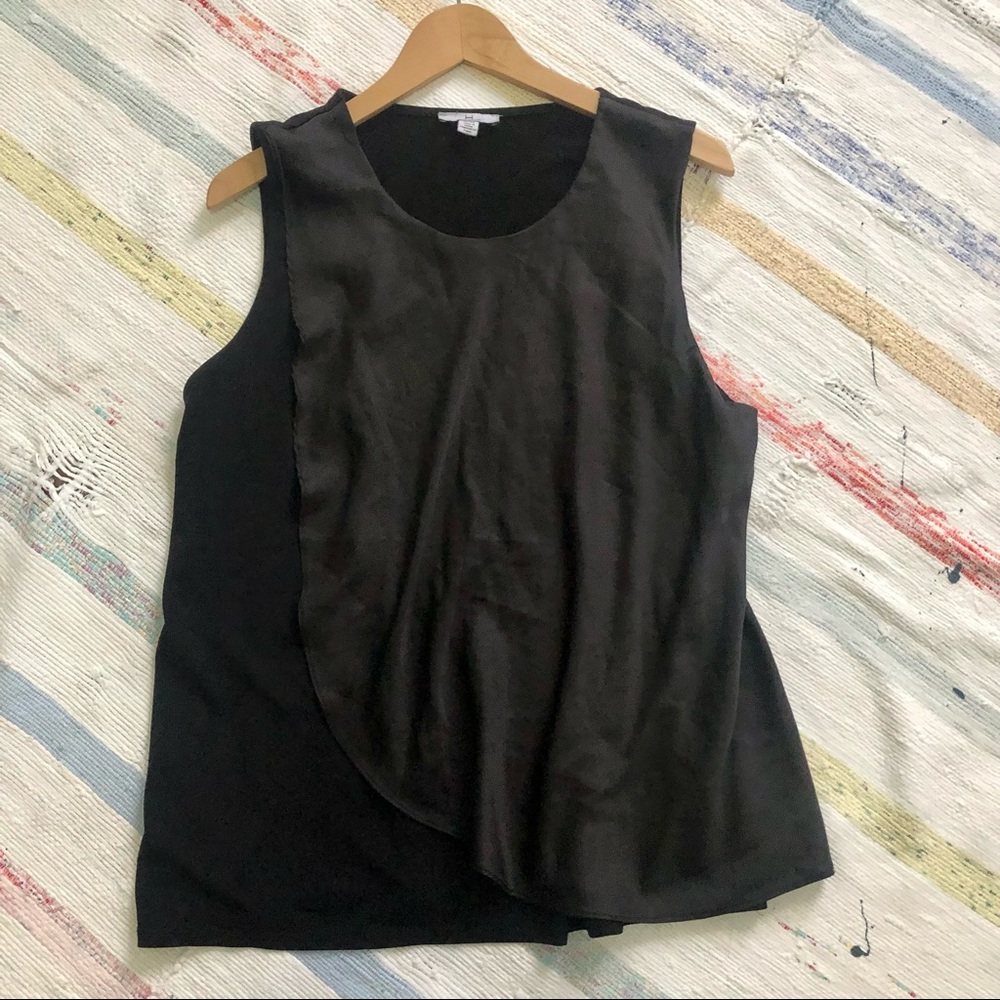 HALSTON Round Neck High Low Hem Casual Sleeveless Blouse